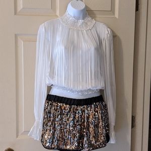 NWT sheer top. Size M.